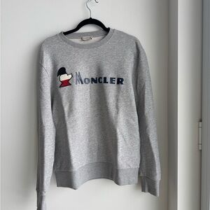 Moncler Grey Crewneck Sweatshirt with Logo Accent